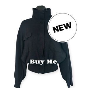 Sweater/Jacket. BROADWAY. Black. Size: Large.